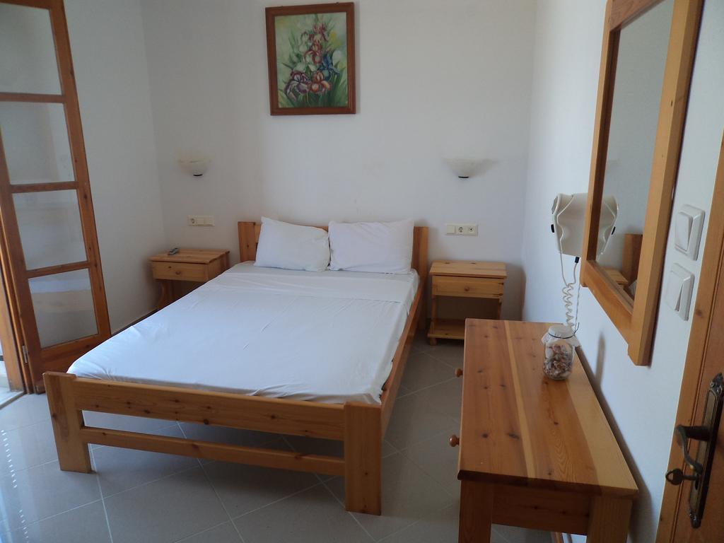 Aparthotel O Fotis Agios Prokopios  Zimmer foto